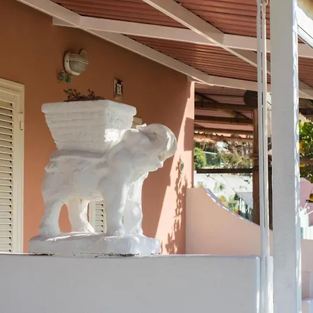 Le Dimore Di Concetta Apartment *